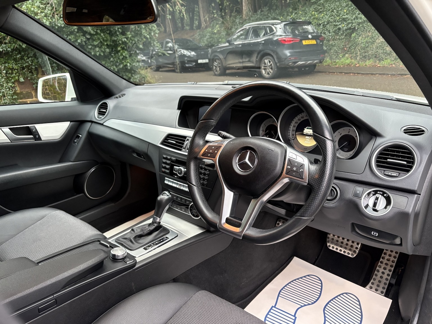 Used Mercedes-Benz C Class 2012 for sale - 77241910: Photo 25