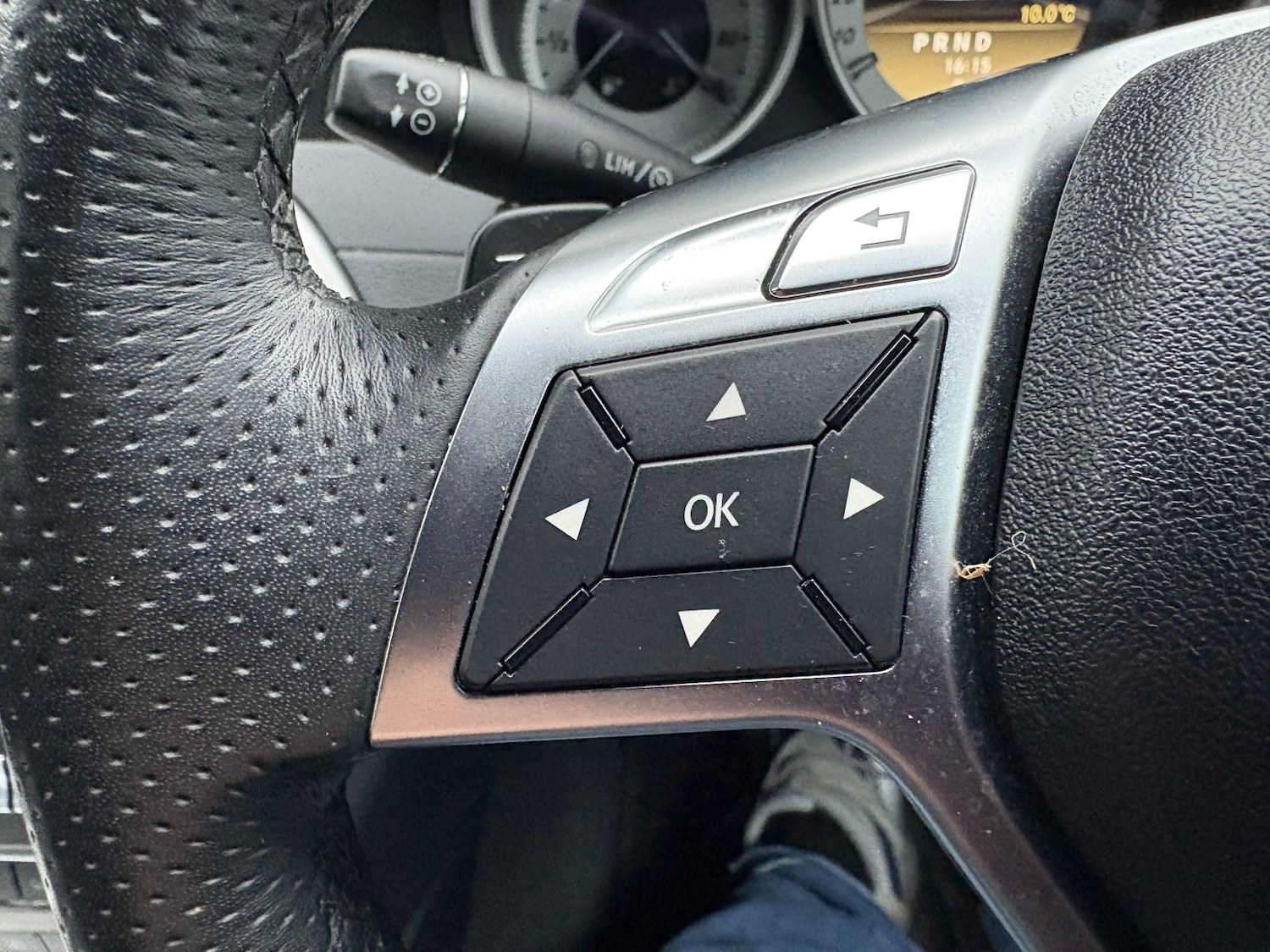 Used Mercedes-Benz C Class 2012 for sale - 77241910: Photo 36