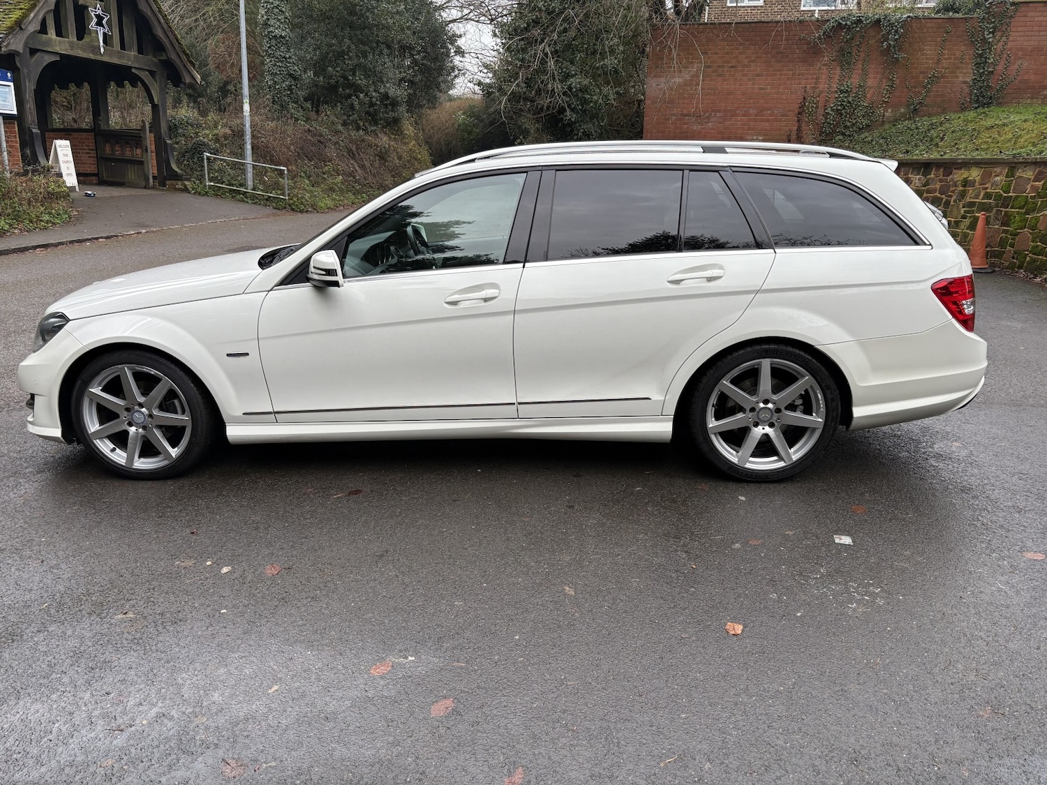 Used Mercedes-Benz C Class 2012 for sale - 77241910: Photo 8