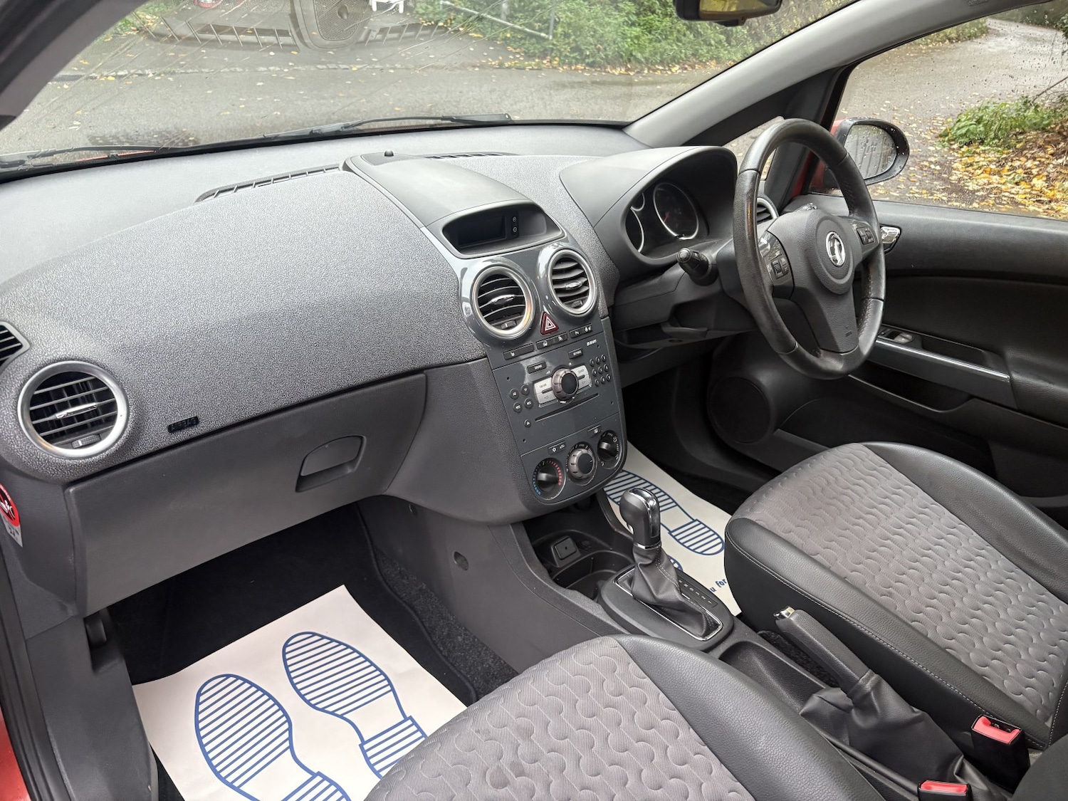 Used Vauxhall Corsa 2011 for sale - 76855385: Photo 26