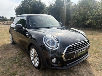 Used MINI Hatch 2018 for sale - 79543772: Photo