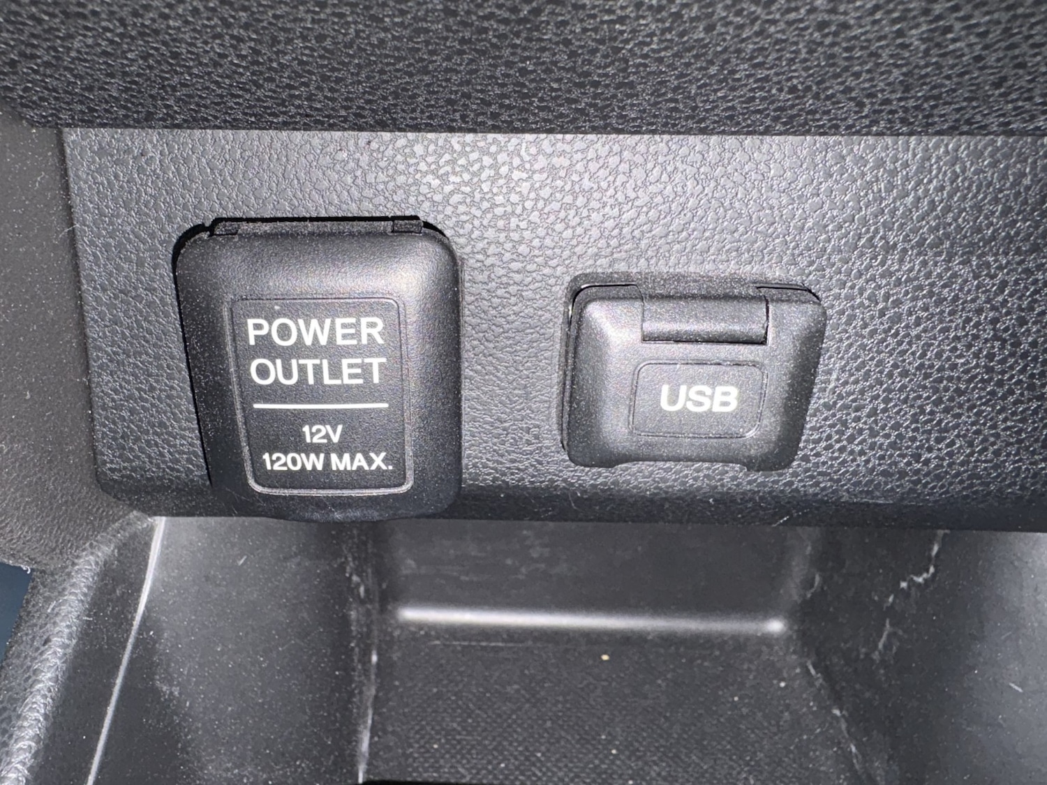 Used Honda Jazz 2014 for sale - 78209957: Photo 32