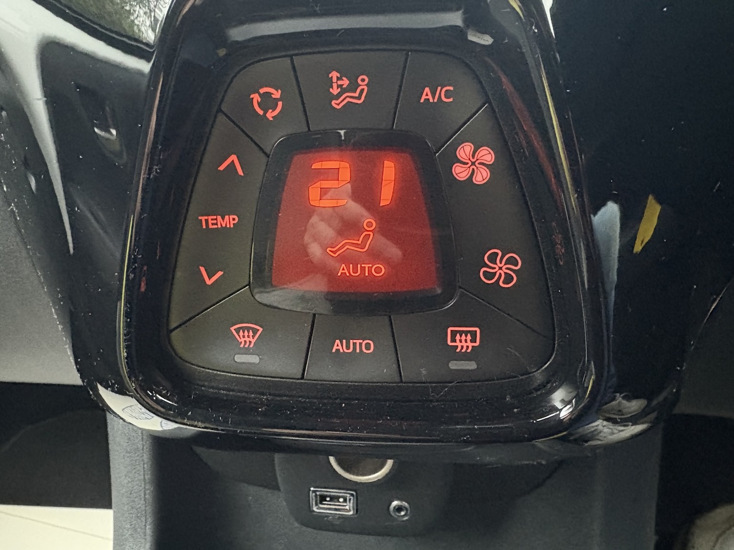 Used Toyota AYGO 2021 for sale - 77241903: Photo 20