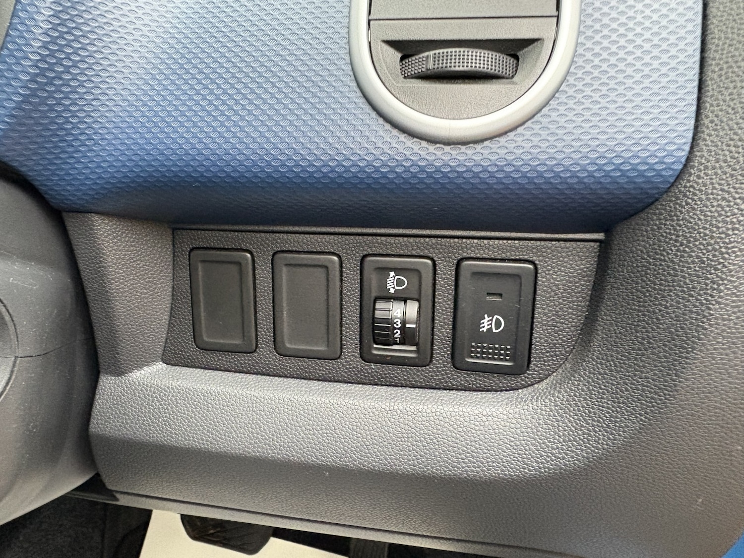 Used Vauxhall Agila 2014 for sale - 76670807: Photo 24