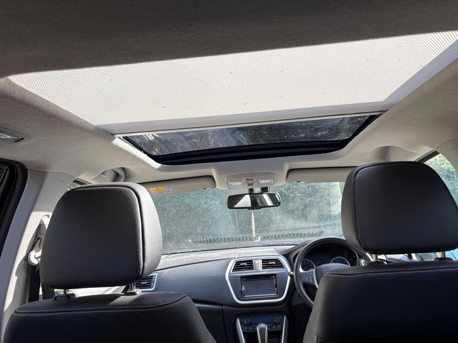 Used Suzuki SX4 S-Cross 2014 for sale - 76957878: Photo 12