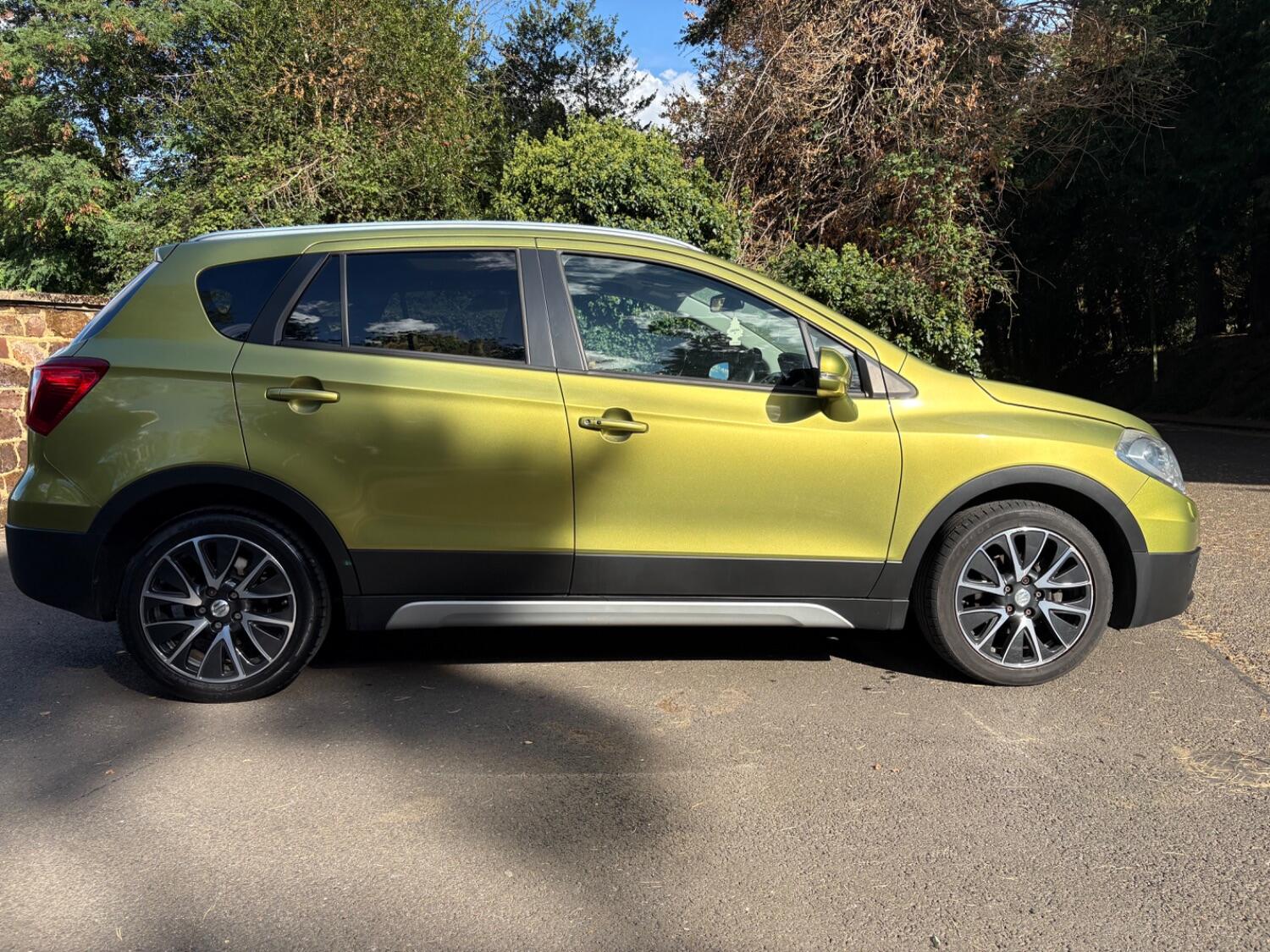 Used Suzuki SX4 S-Cross 2014 for sale - 76957878: Photo 8