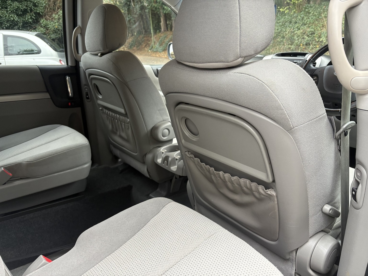 Used Kia Sedona 2011 for sale - 76670812: Photo 18