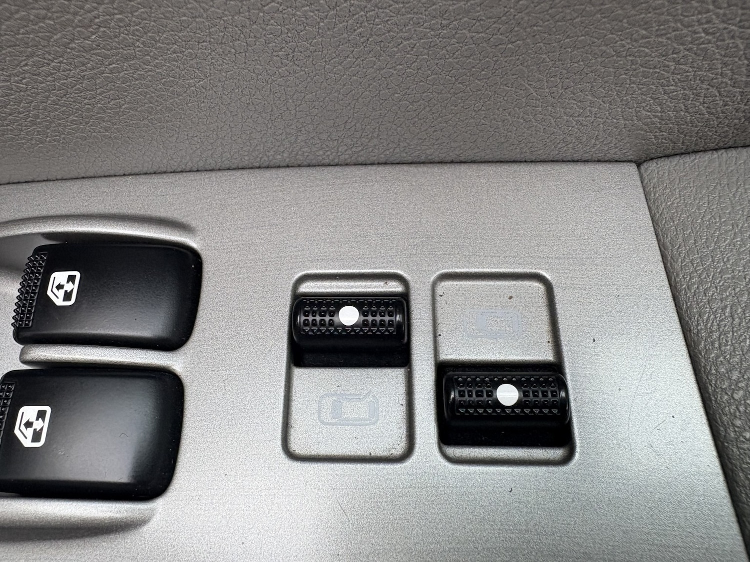 Used Kia Sedona 2011 for sale - 76670812: Photo 21