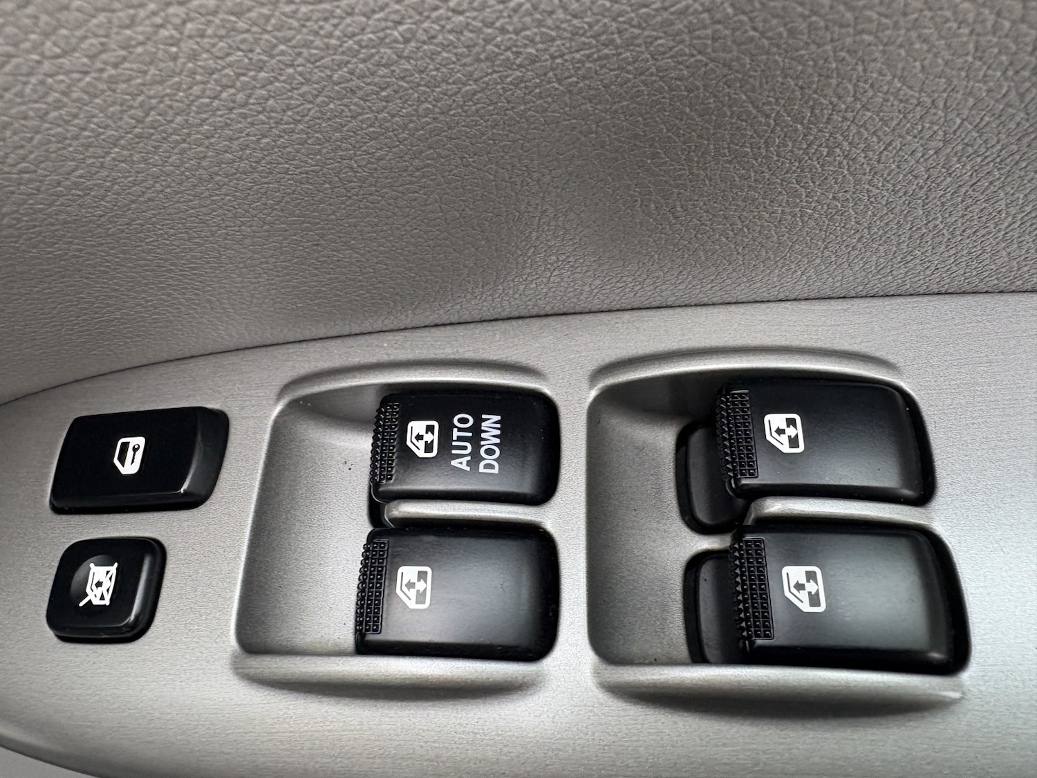 Used Kia Sedona 2011 for sale - 76670812: Photo 22