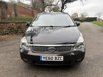 Used Kia Sedona 2011 for sale - 76670812: Photo