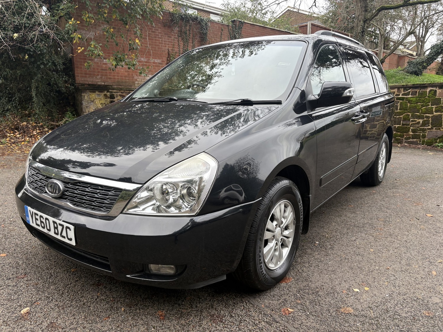 Used Kia Sedona 2011 for sale - 76670812: Photo 3