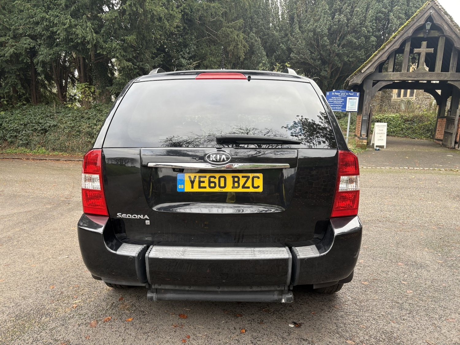 Used Kia Sedona 2011 for sale - 76670812: Photo 6