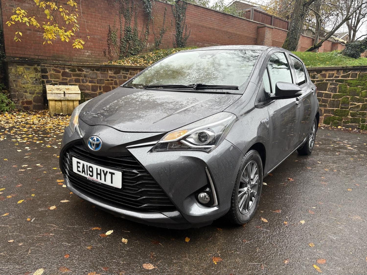 Used Toyota Yaris 2019 for sale - 76855392: Photo 3