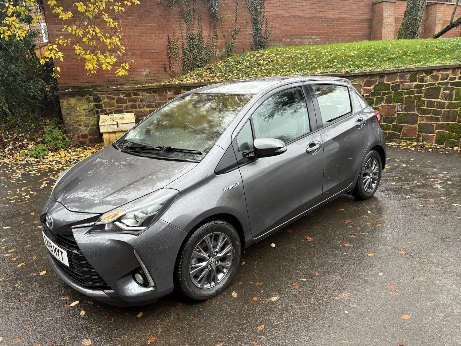 Used Toyota Yaris 2019 for sale - 76855392: Photo 4