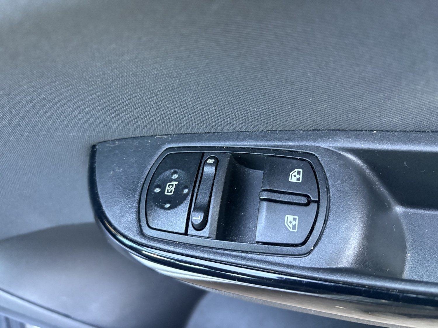 Used Vauxhall Corsa 2017 for sale - 78213484: Photo 25