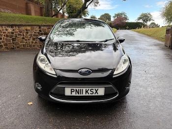 Used Ford Fiesta 2011 for sale - 76670776: Photo