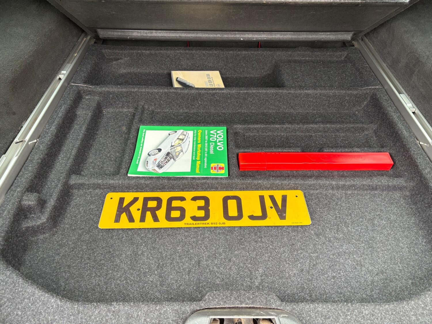 Used Volvo V70 2014 for sale - 77019069: Photo 13