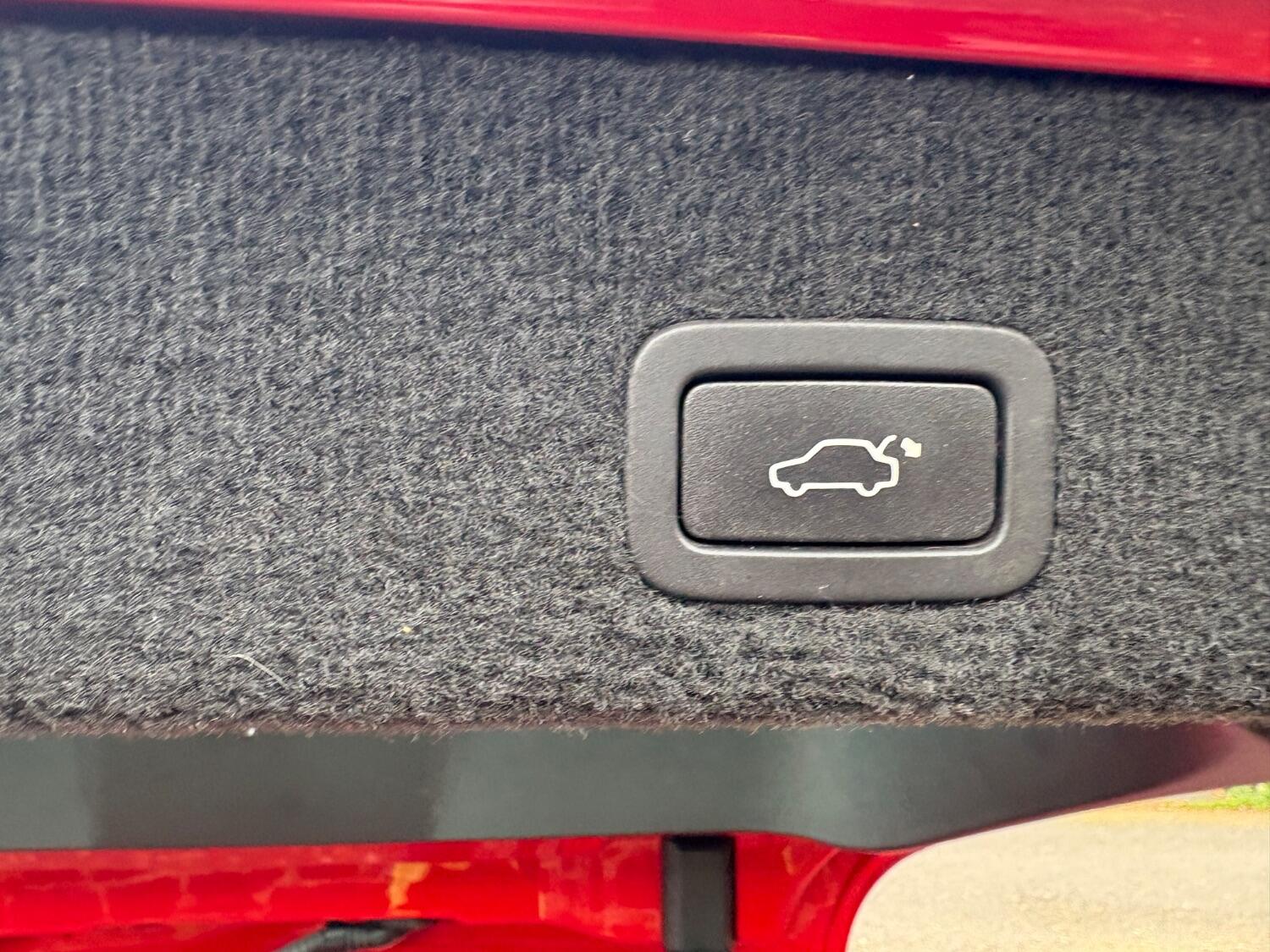 Used Volvo V70 2014 for sale - 77019069: Photo 18