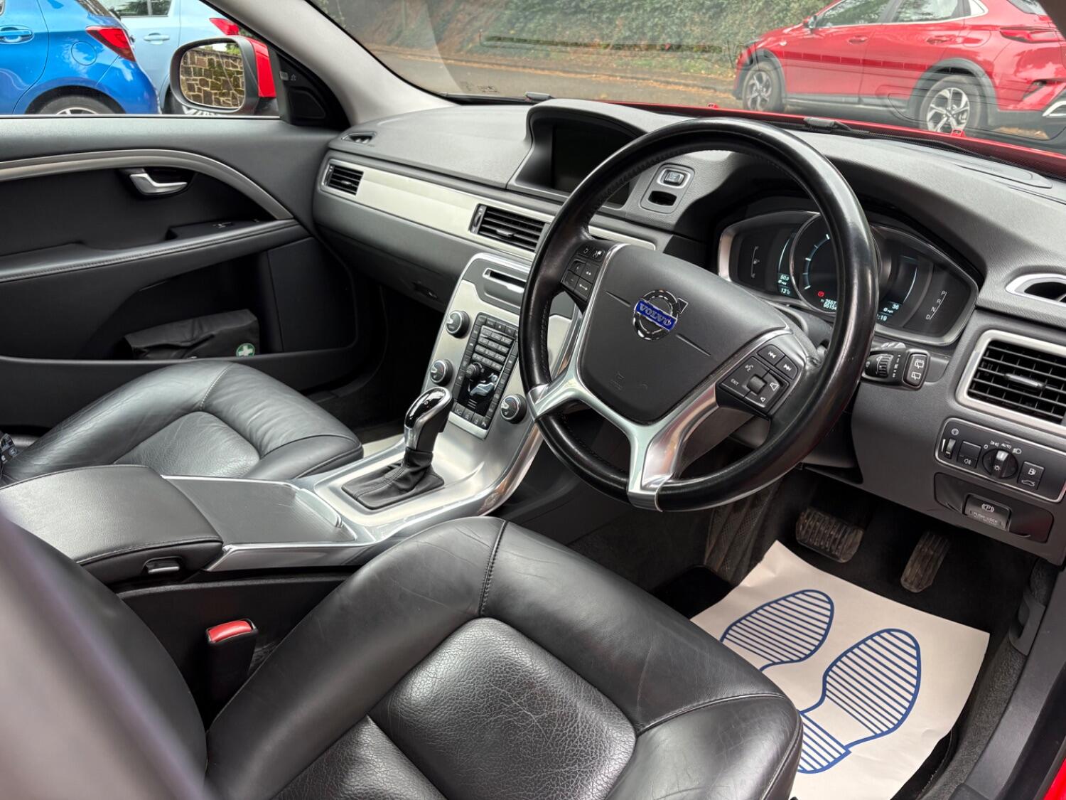 Used Volvo V70 2014 for sale - 77019069: Photo 21