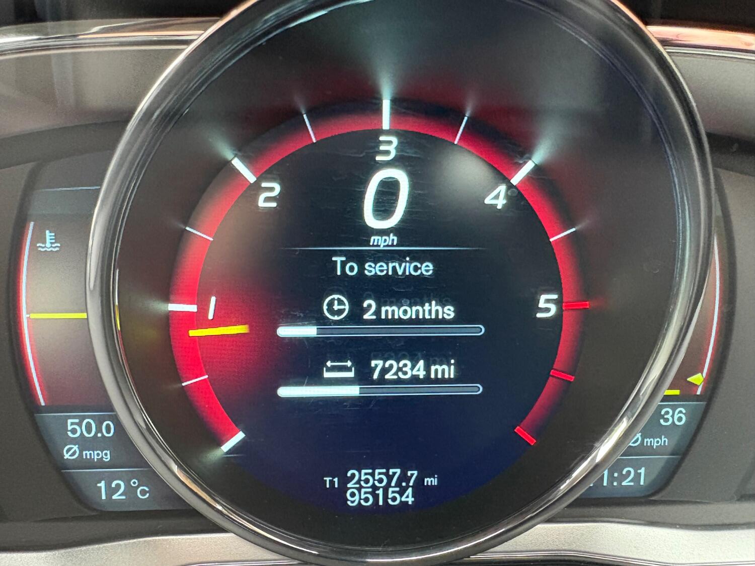 Used Volvo V70 2014 for sale - 77019069: Photo 30