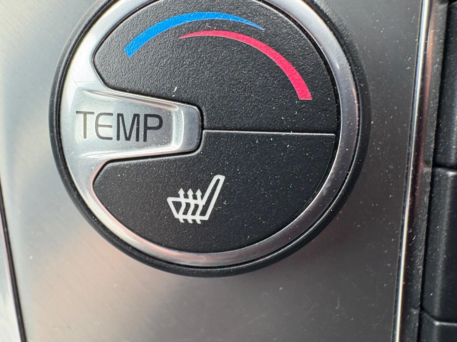 Used Volvo V70 2014 for sale - 77019069: Photo 38