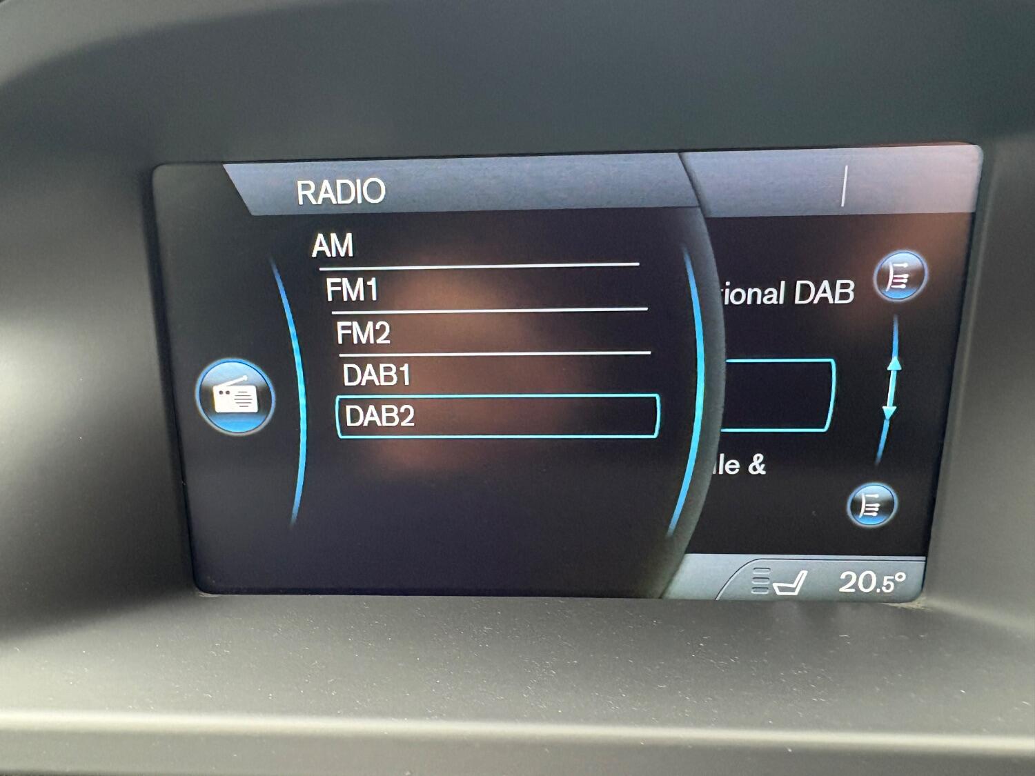 Used Volvo V70 2014 for sale - 77019069: Photo 41