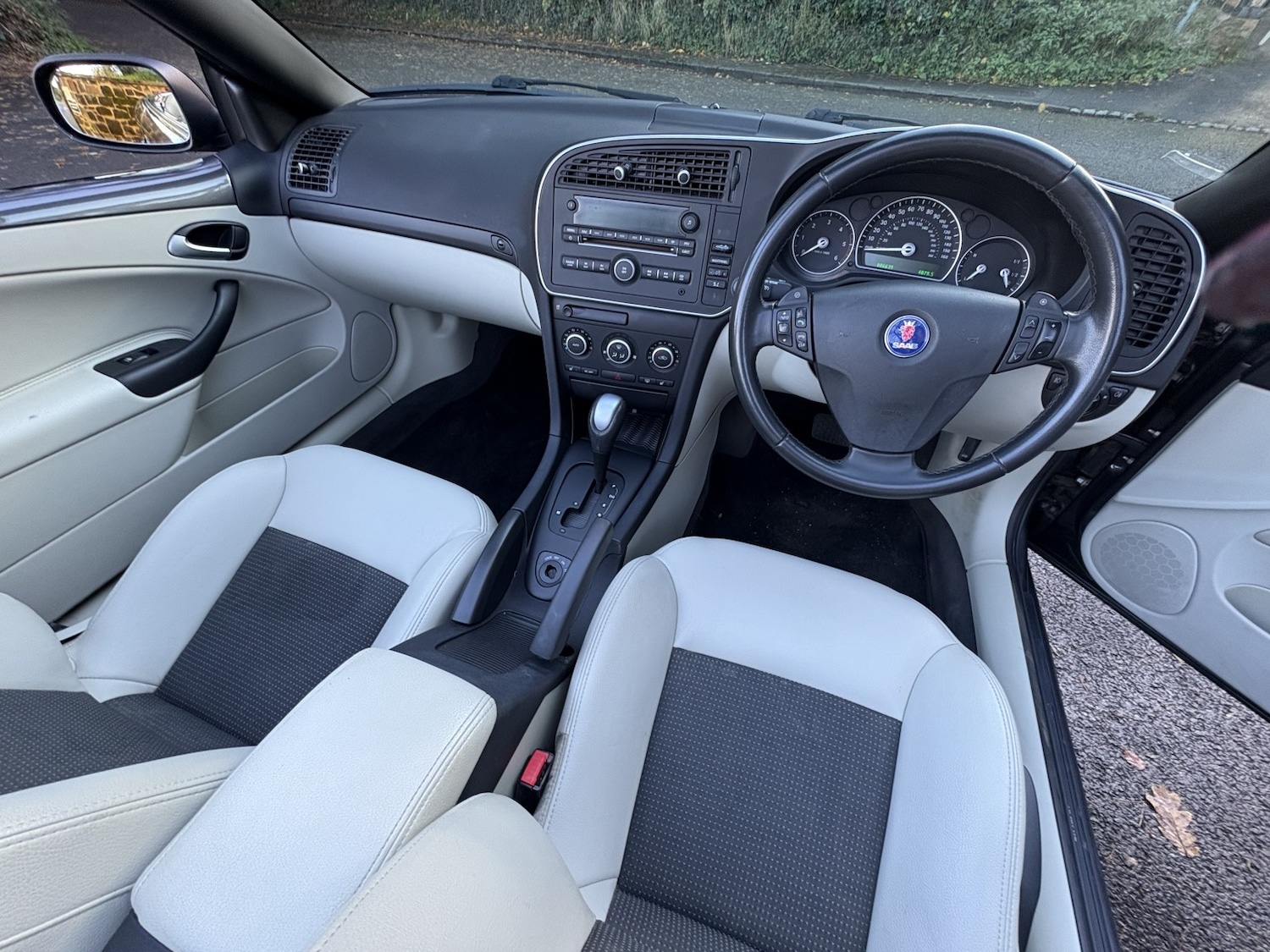 Used Saab 9-3 2010 for sale - 76670804: Photo 19