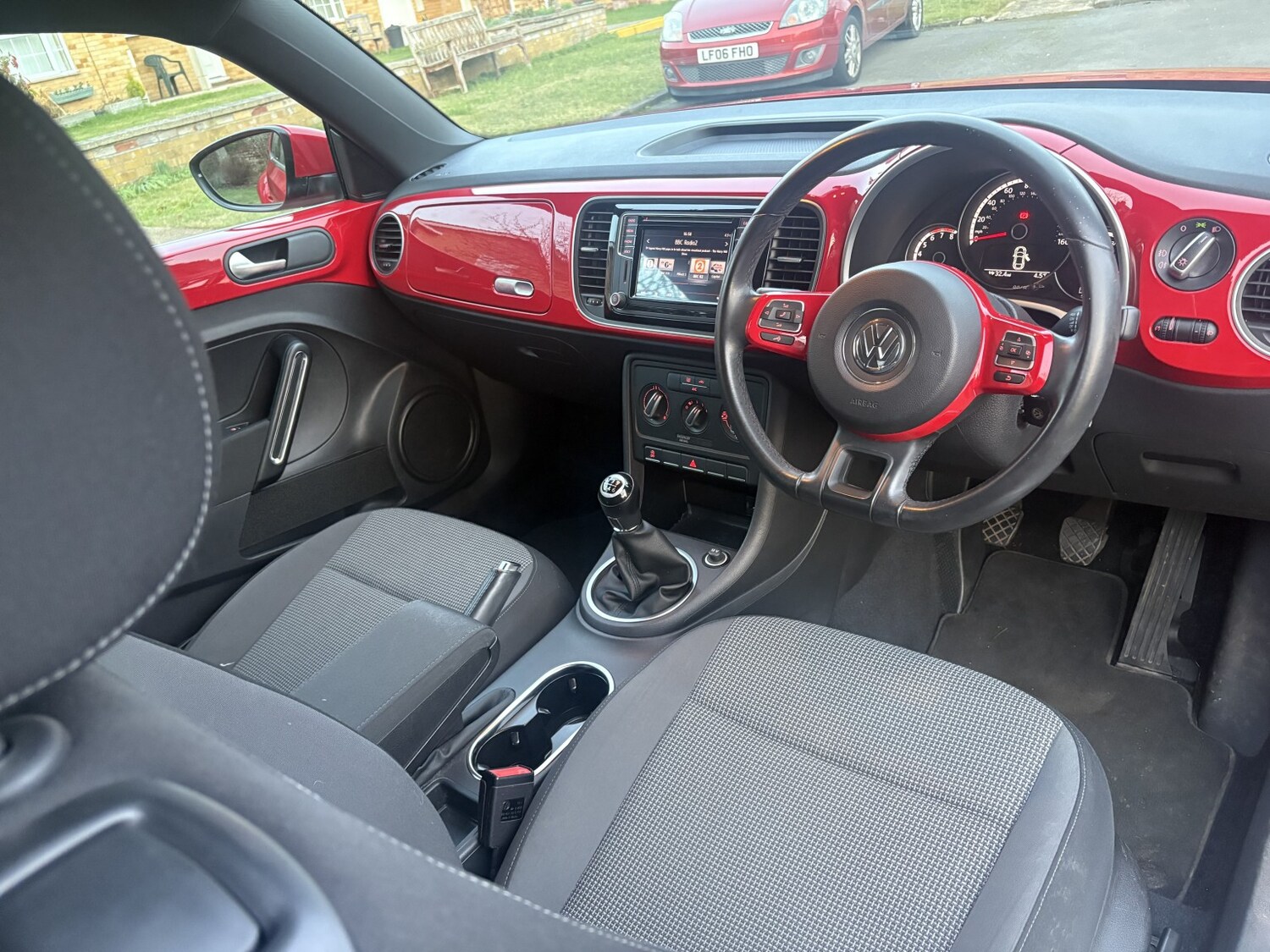 Used Volkswagen Beetle 2016 for sale - 77562524: Photo 15