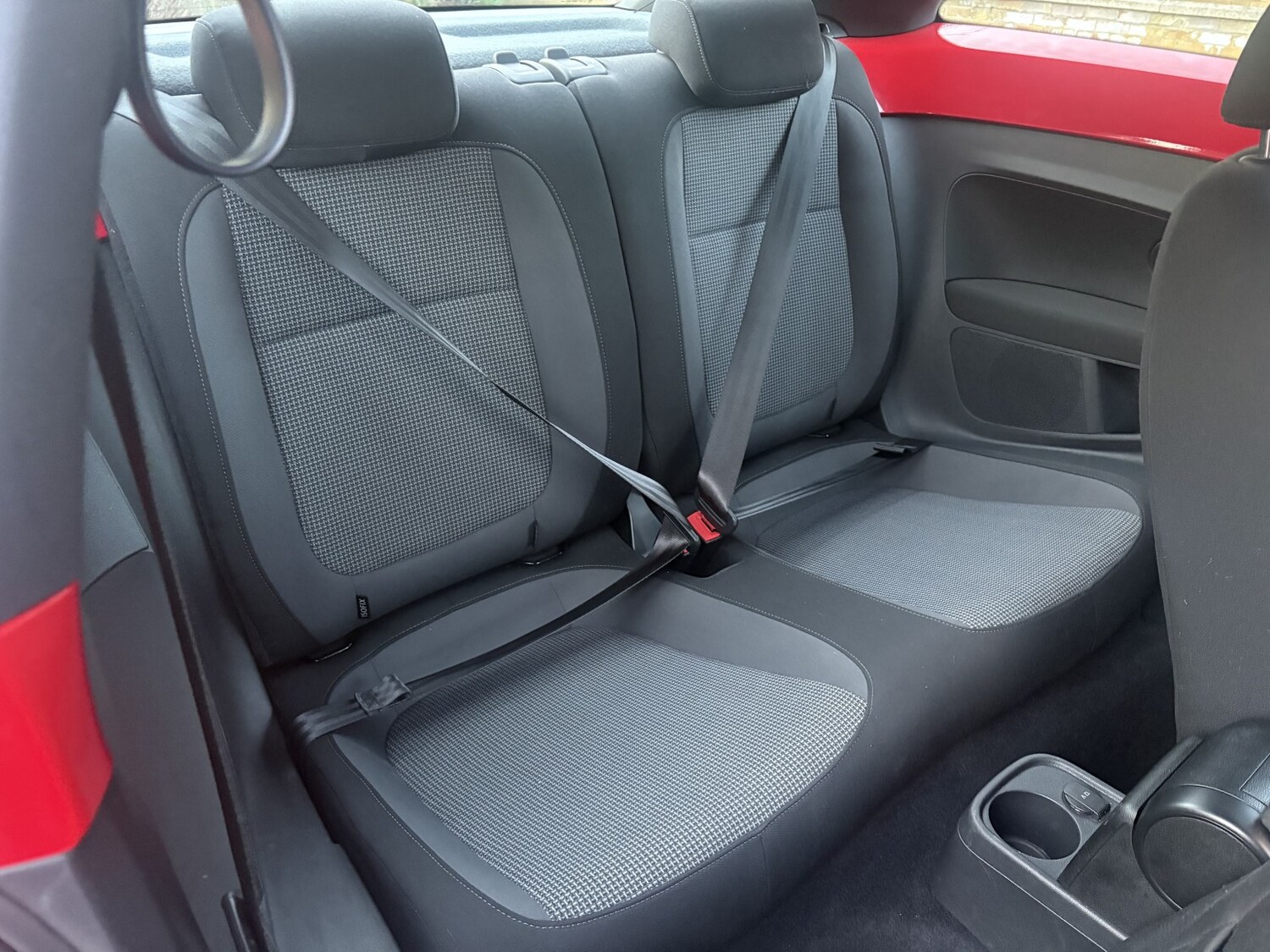 Used Volkswagen Beetle 2016 for sale - 77562524: Photo 17