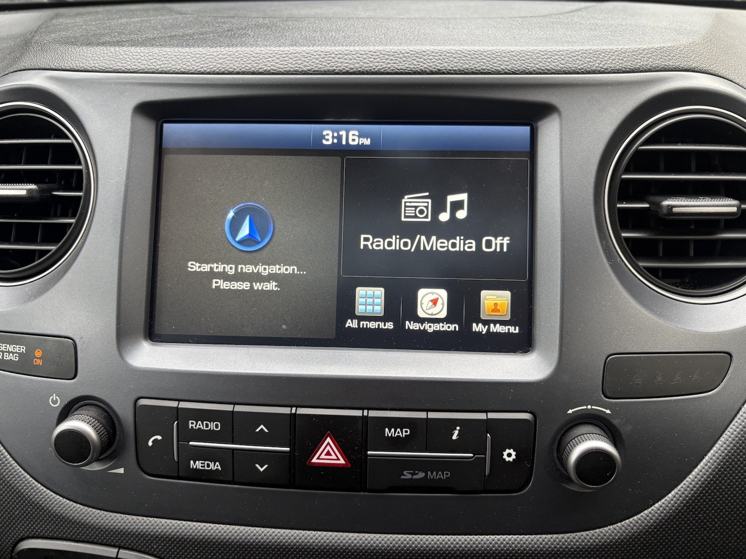 Used Hyundai i10 2019 for sale - 77289107: Photo 18