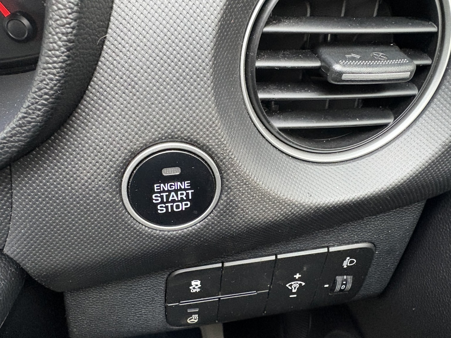 Used Hyundai i10 2019 for sale - 77289107: Photo 23