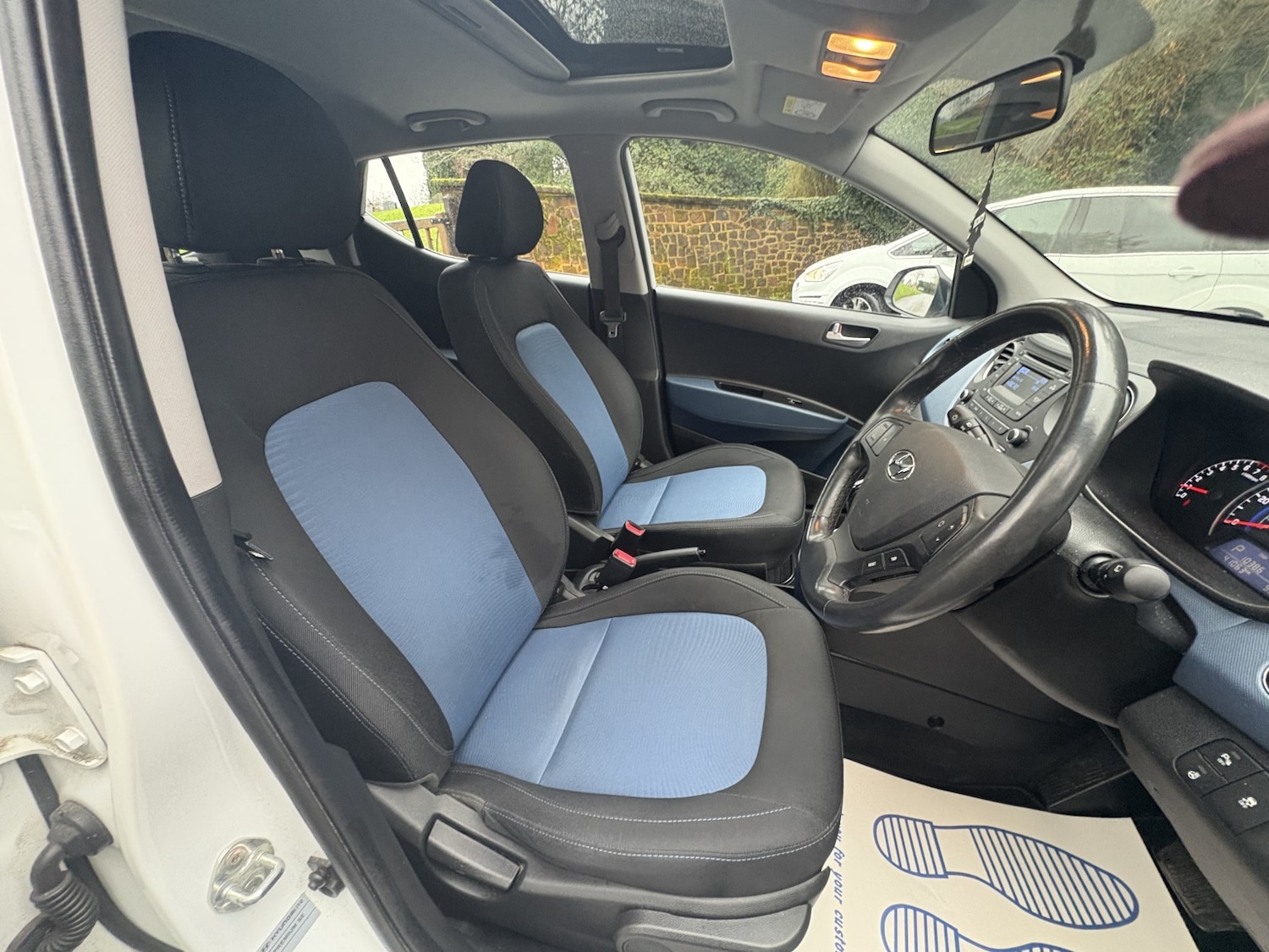 Used Hyundai i10 2016 for sale - 77065705: Photo 34