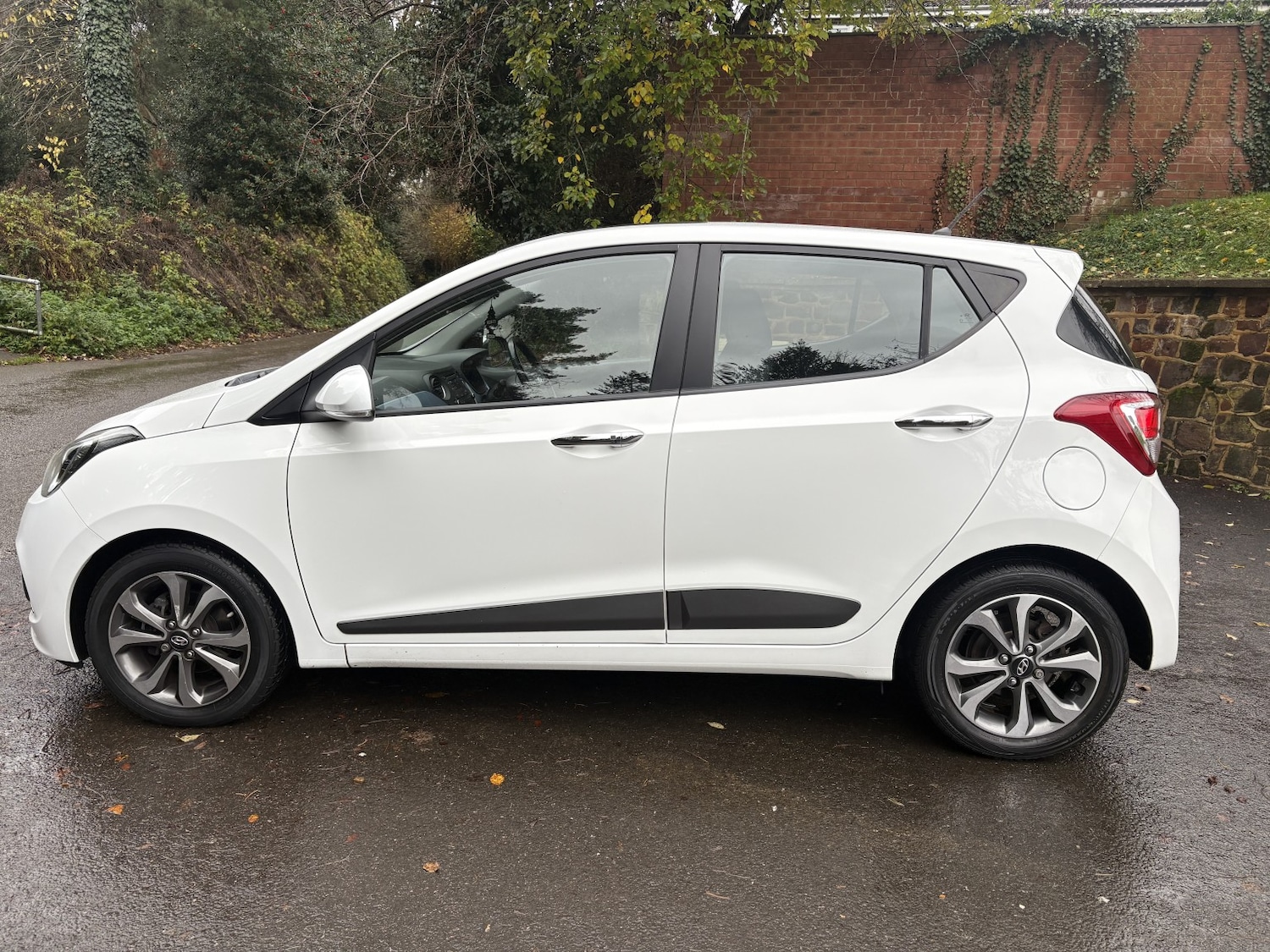 Used Hyundai i10 2016 for sale - 77065705: Photo 5