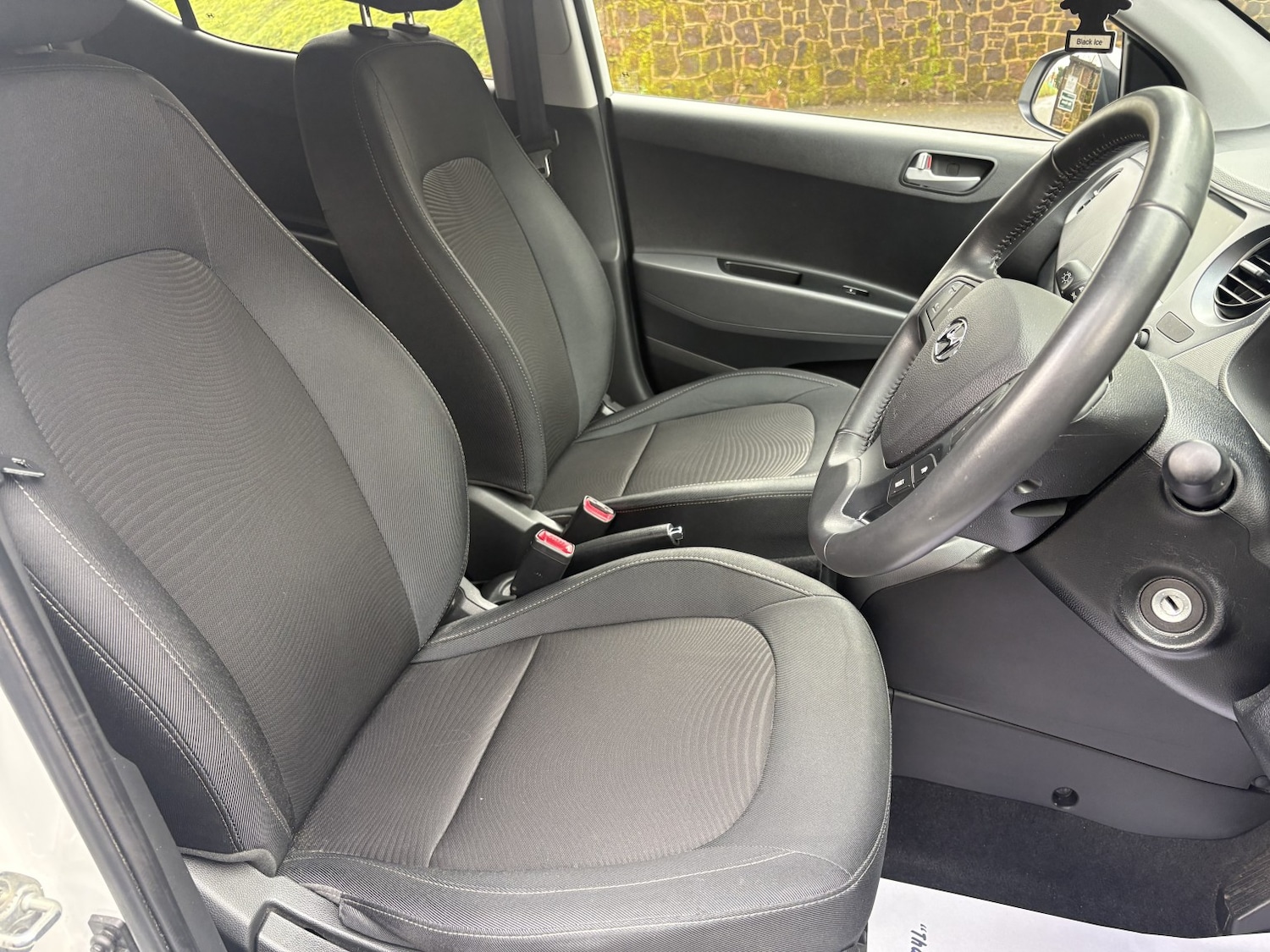 Used Hyundai i10 2019 for sale - 77622393: Photo 24