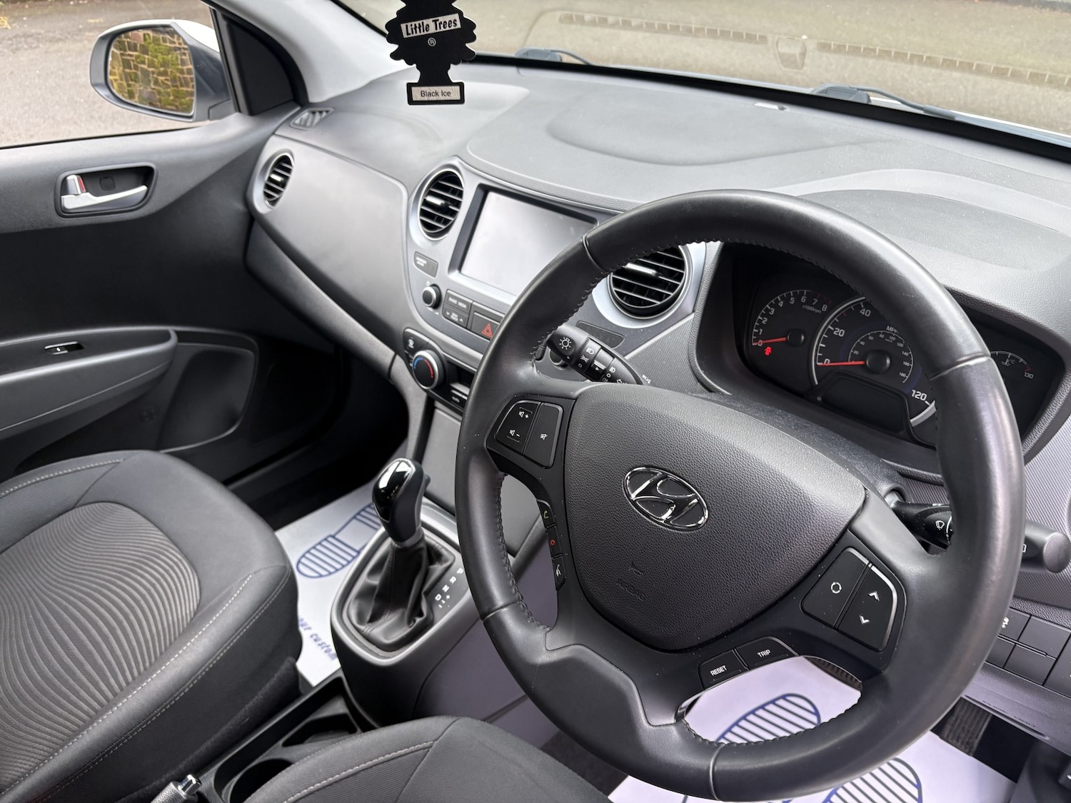 Used Hyundai i10 2019 for sale - 77622393: Photo 25