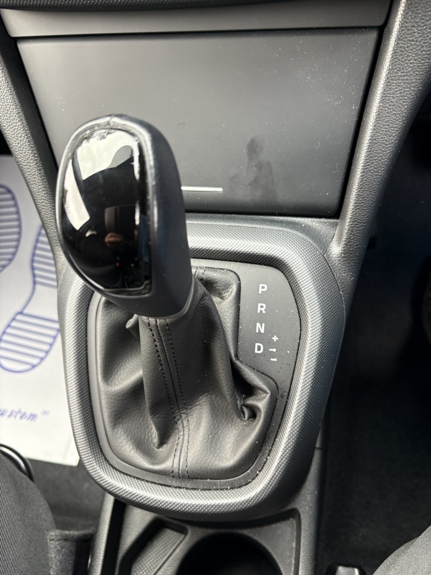 Used Hyundai i10 2019 for sale - 77622393: Photo 29