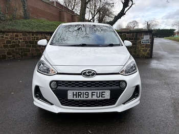 Used Hyundai i10 2019 for sale - 77622393: Photo
