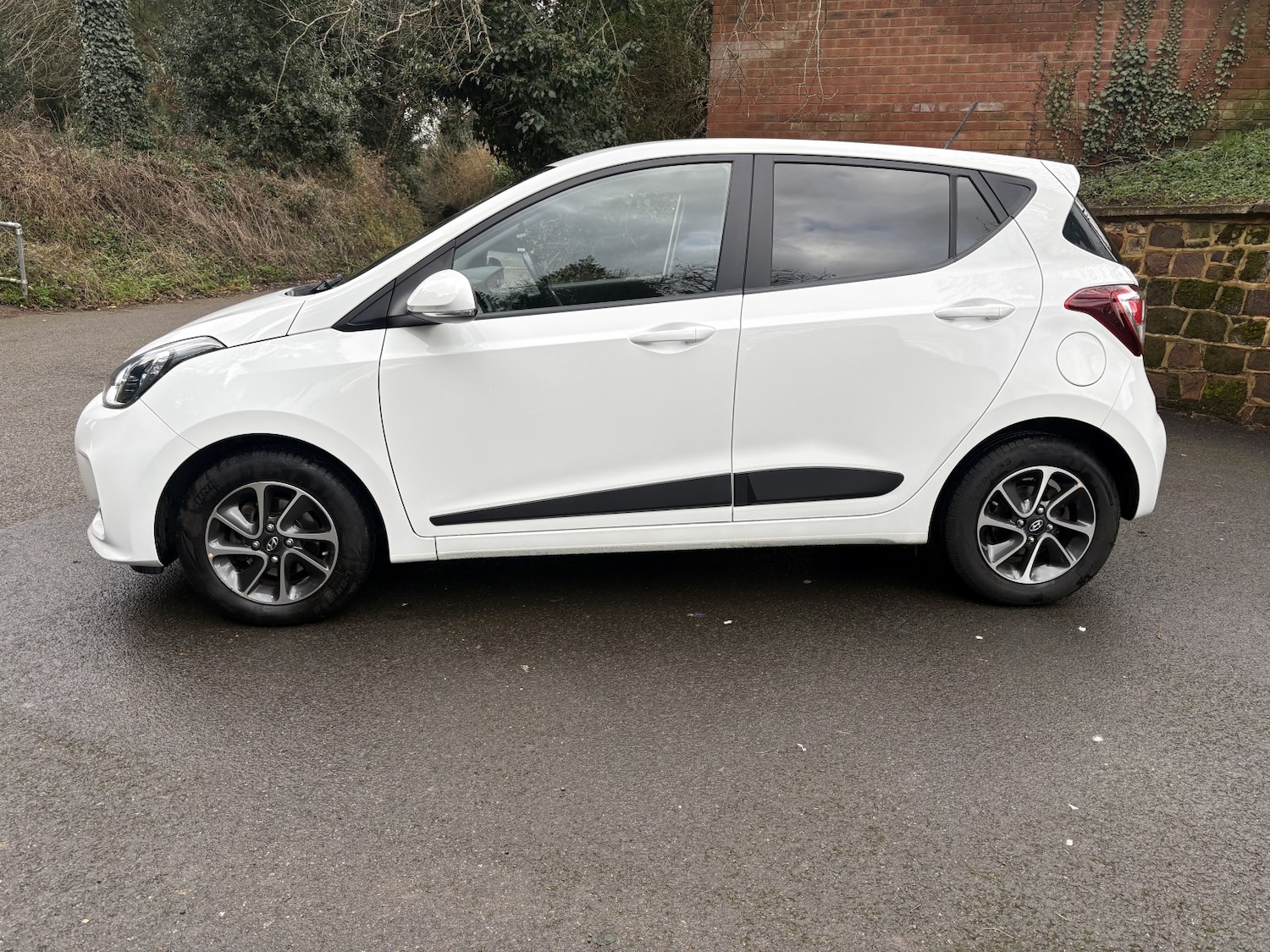 Used Hyundai i10 2019 for sale - 77622393: Photo 4