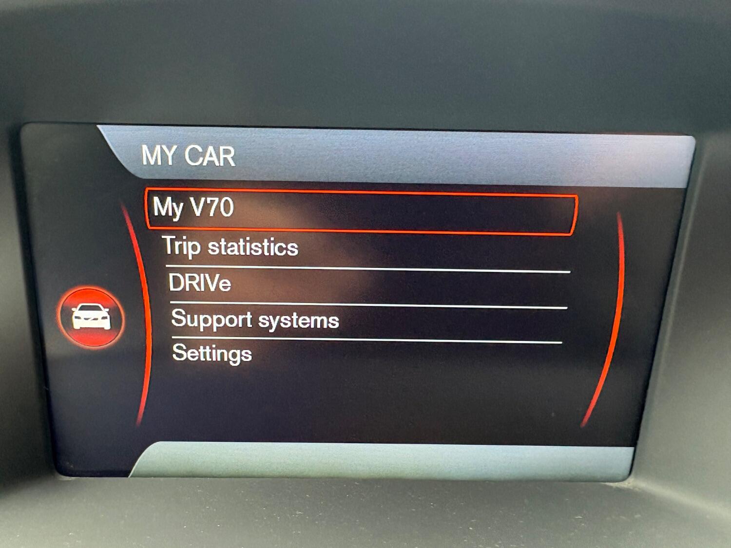 Used Volvo V70 2014 for sale - 76670799: Photo 39