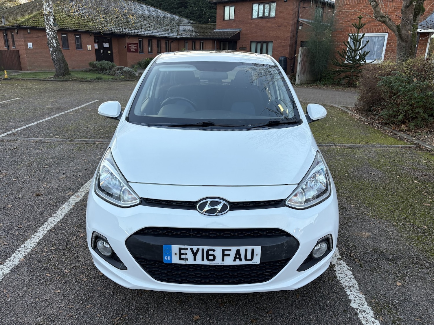 Used Hyundai i10 2016 for sale - 76670751: Photo 2