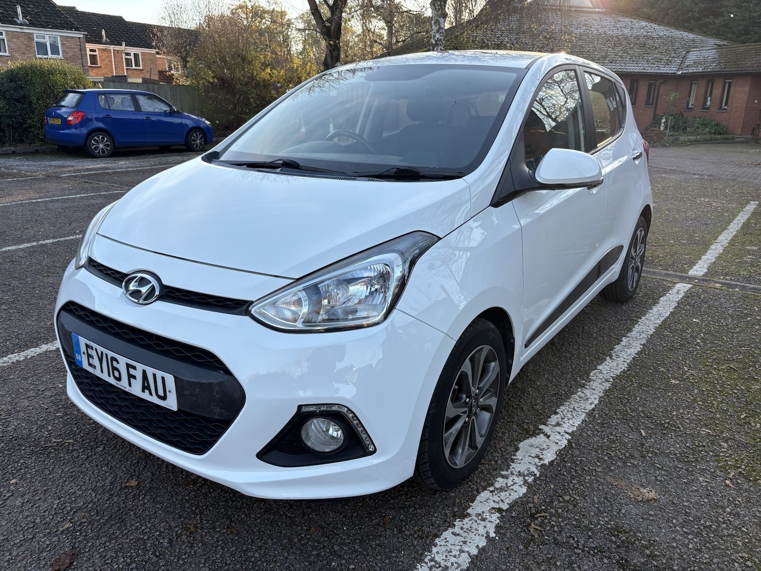 Used Hyundai i10 2016 for sale - 76670751: Photo 4