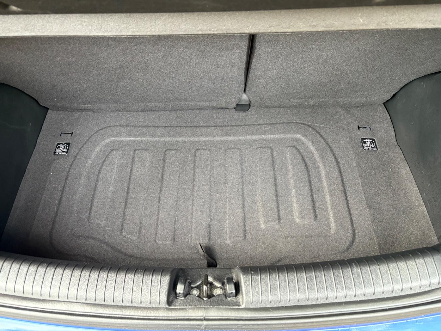 Used Hyundai i10 2018 for sale - 76670806: Photo 10