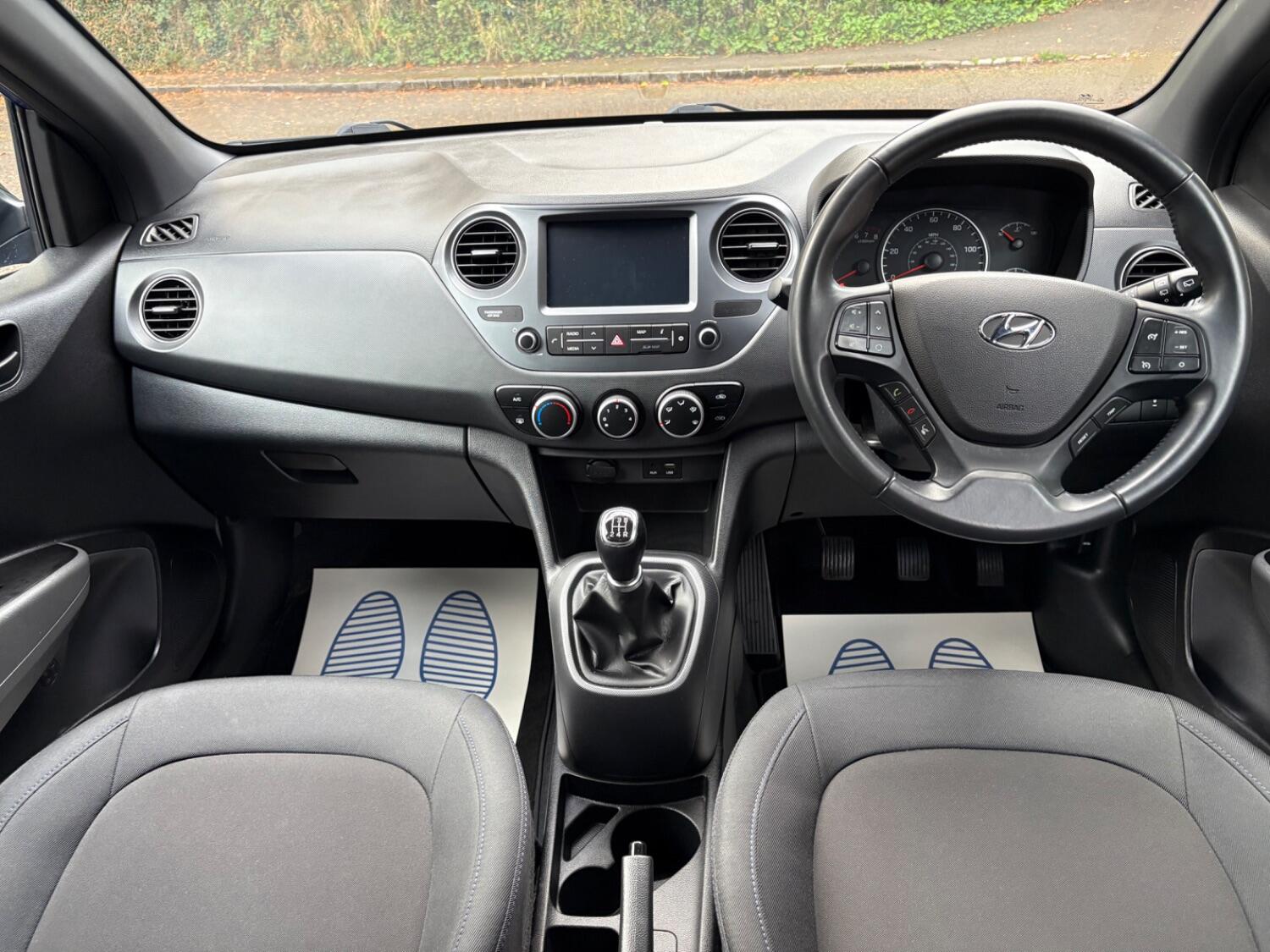 Used Hyundai i10 2018 for sale - 76670806: Photo 14