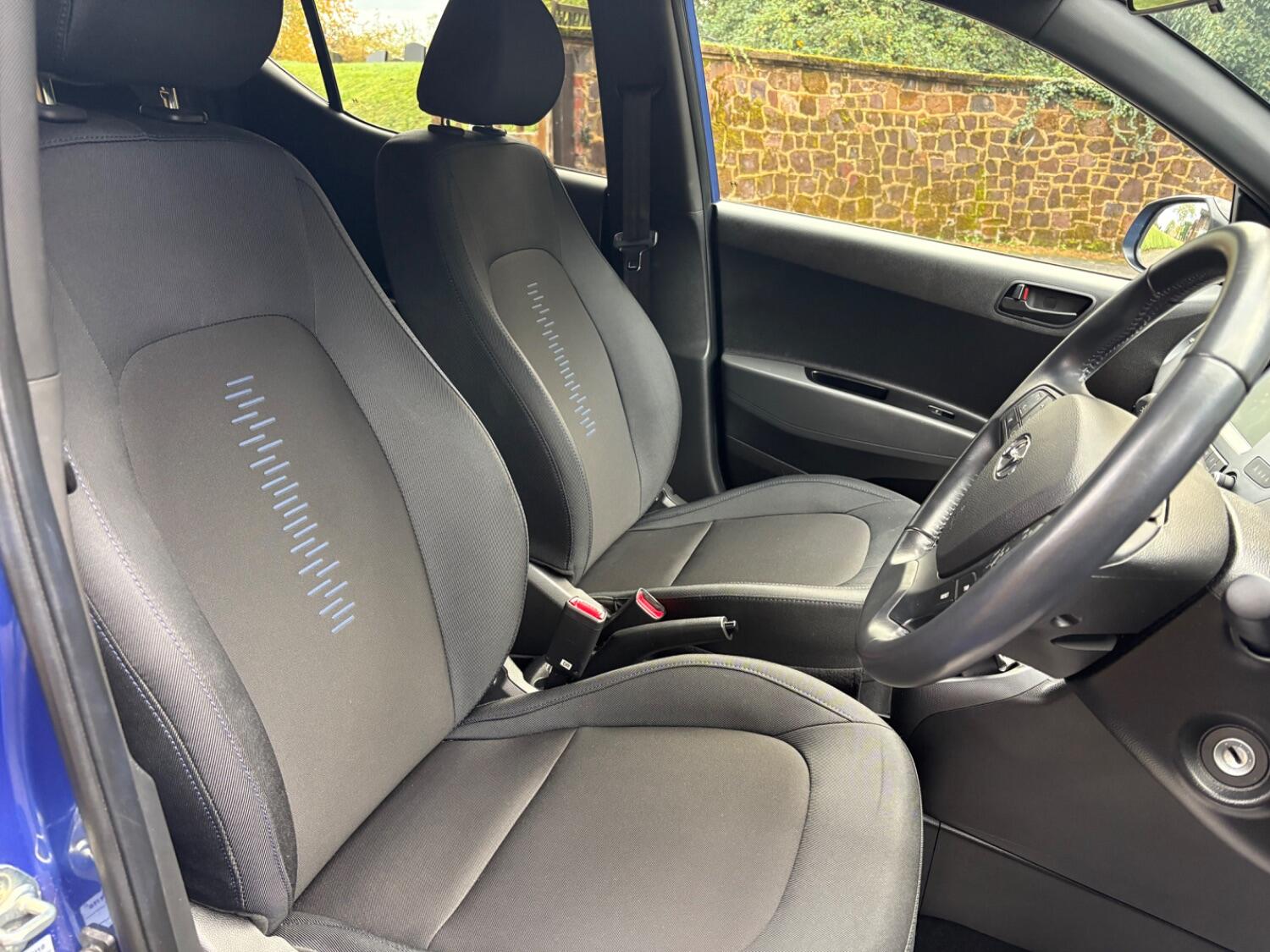 Used Hyundai i10 2018 for sale - 76670806: Photo 18