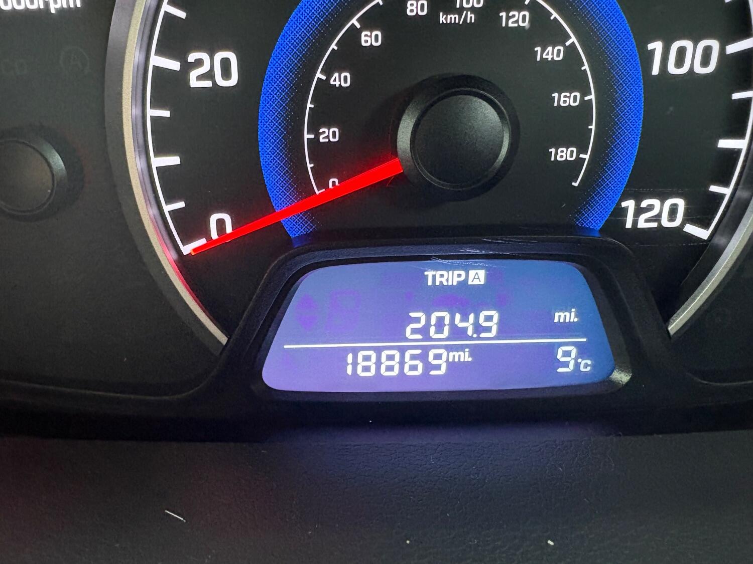 Used Hyundai i10 2018 for sale - 76670806: Photo 25