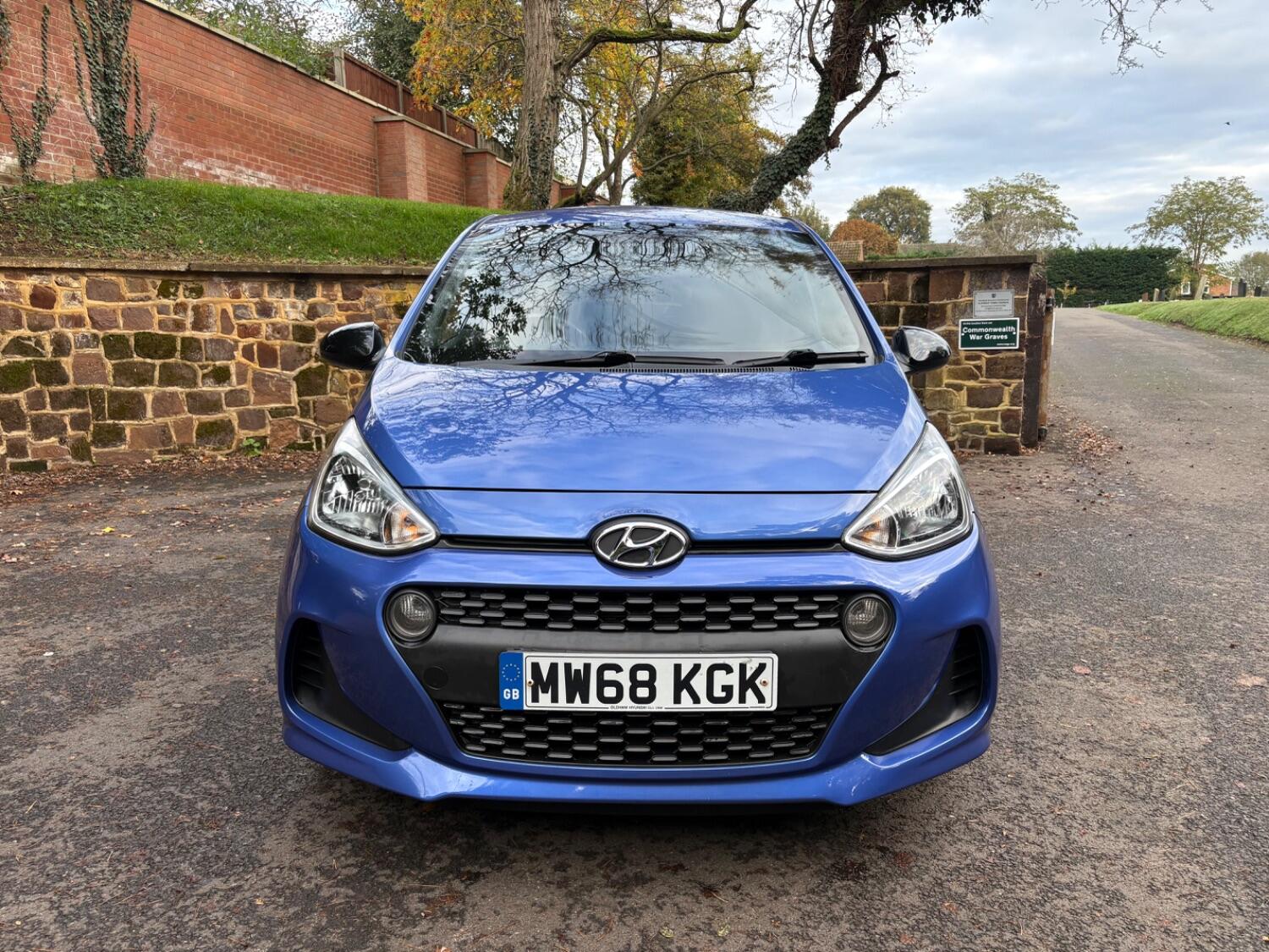 Used Hyundai i10 2018 for sale - 76670806: Photo 4