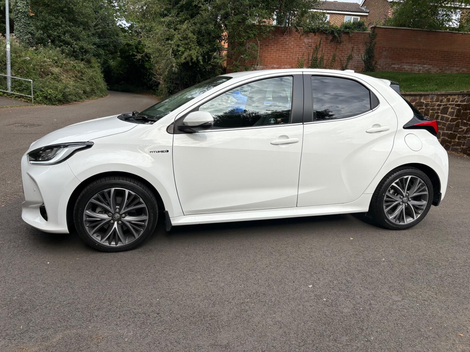 Used Toyota Yaris 2020 for sale - 77033084: Photo 4