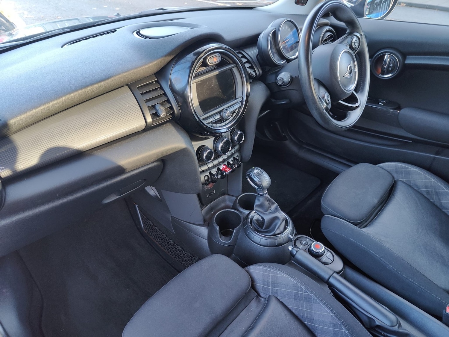 Used MINI Hatch 2015 for sale - 76699356: Photo 6