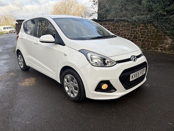 2015 - 1.2 SE 5-Door