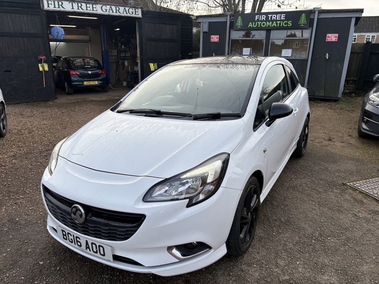 Used Vauxhall Corsa 2016 for sale - 77864861: Photo 2